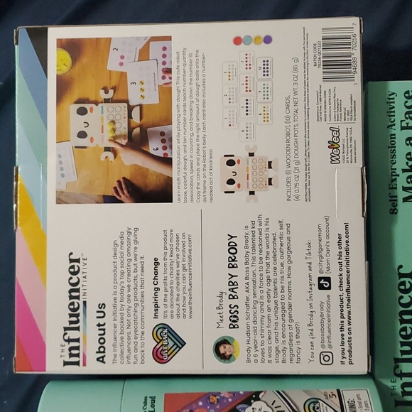 : 3 new The Influencer initiative creative imagination play sets - Picture 3 of 7